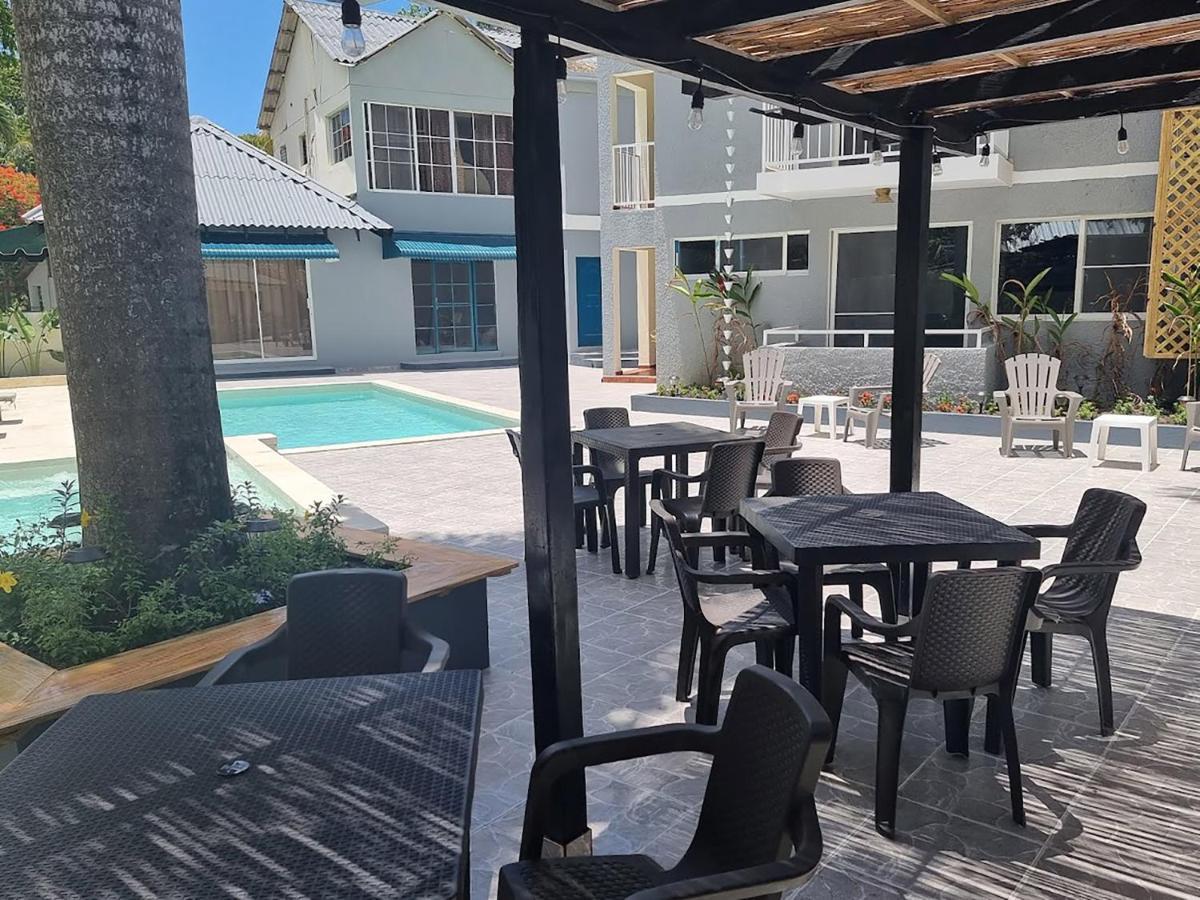 Hotel Sea Breeze Sosúa 外观 照片