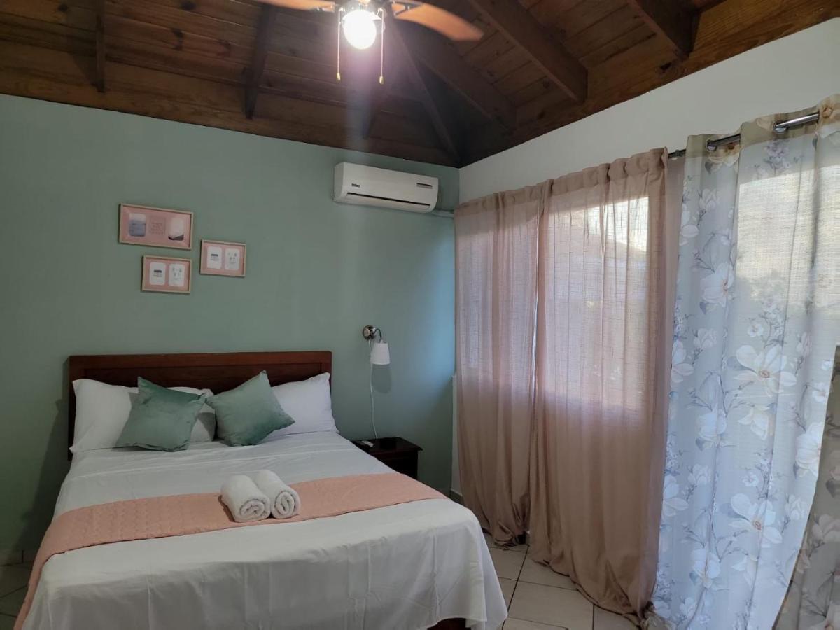 Hotel Sea Breeze Sosúa 外观 照片