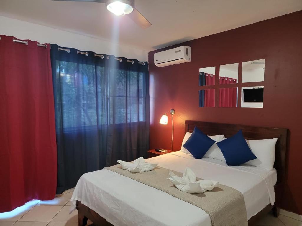 Hotel Sea Breeze Sosúa 外观 照片